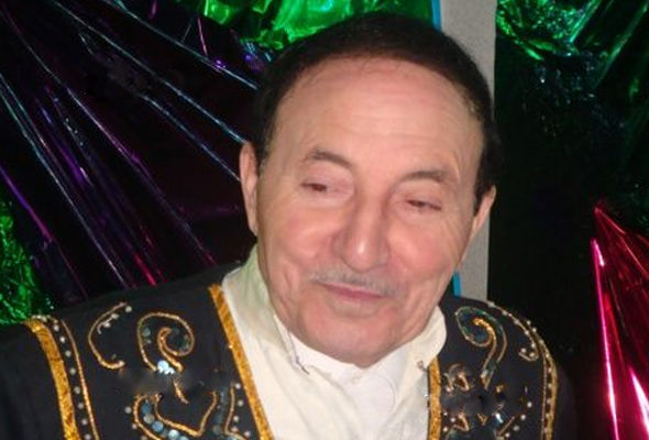 "O xanıma "bayılıram" - Teymur əmi